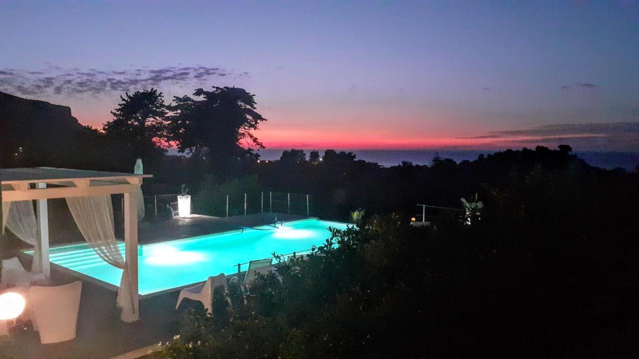 Villa Maria Una Finestra Sul Mare Вальдеріче Екстер'єр фото