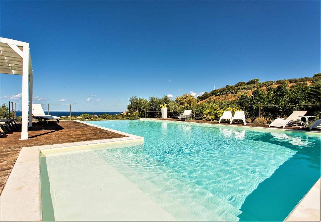 Villa Maria Una Finestra Sul Mare Вальдеріче Екстер'єр фото